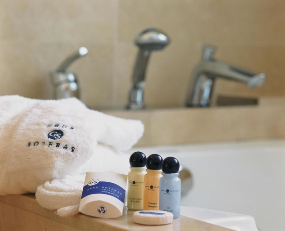 Imagen de la habitación del Hotel Bel Air, Castelldefels. Foto 8