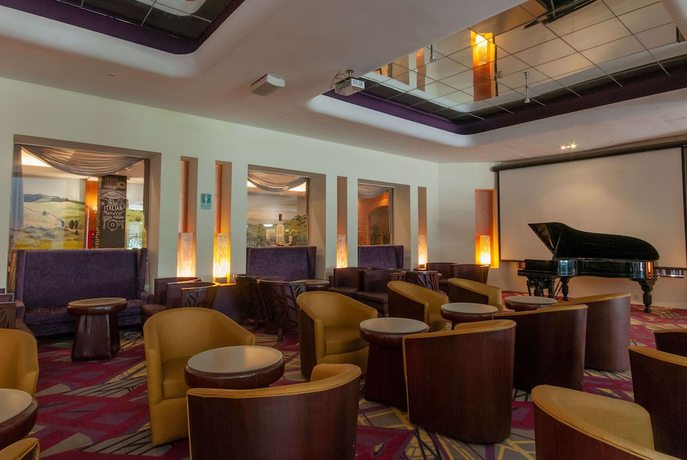 Imagen del bar/restaurante del Hotel Bel Air Unique Mexico City WTC, Trademark by Wyndham. Foto 3