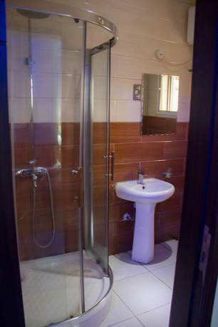 Imagen de la habitación del Hotel Bel Ami, Lagos. Foto 7