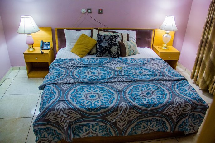 Imagen de la habitación del Hotel Bel Ami, Lagos. Foto 13