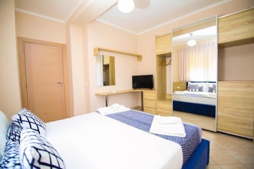 Imagen de la habitación del Hotel Bel Ami Suita. Foto 8