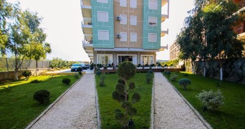 Imagen general del Hotel Bel Ami Suita. Foto 5