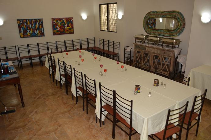 Imagen del bar/restaurante del Hotel Bel Fle Missions. Foto 5