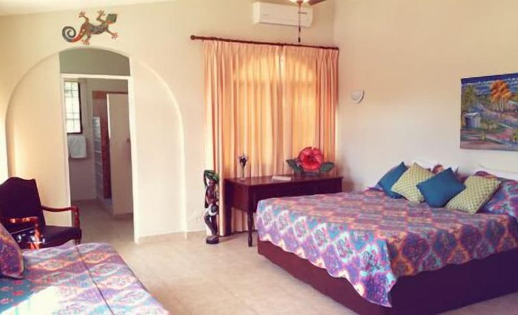 Imagen de la habitación del Hotel Bel Fle Missions. Foto 12