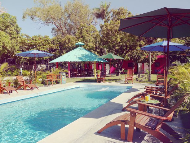 Imagen de la piscina del Hotel Bel Fle Missions. Foto 18