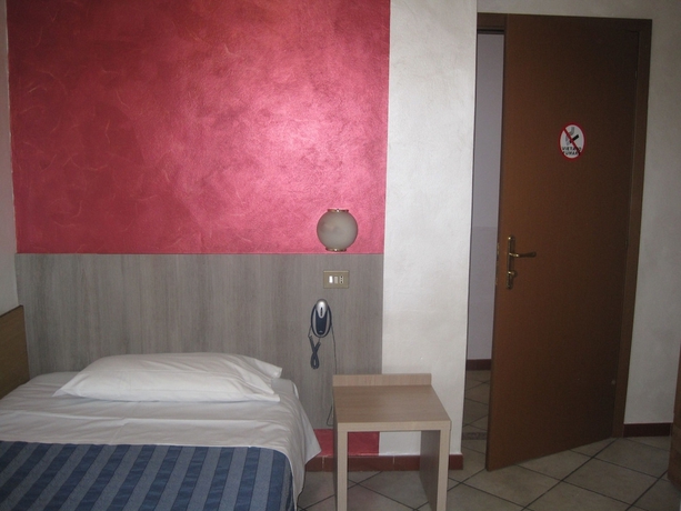 Imagen de la habitación del Hotel Bel Sit, Milán. Foto 8