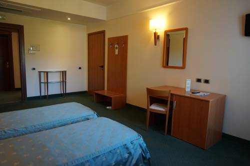 Imagen de la habitación del Hotel Bel Sito Due Torri. Foto 6