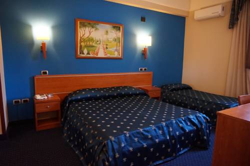 Imagen de la habitación del Hotel Bel Sito Due Torri. Foto 15