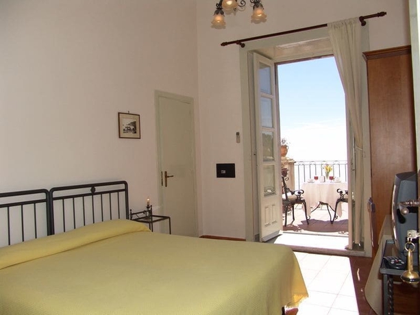 Imagen de la habitación del Hotel Bel Soggiorno, Mazzarò. Foto 6