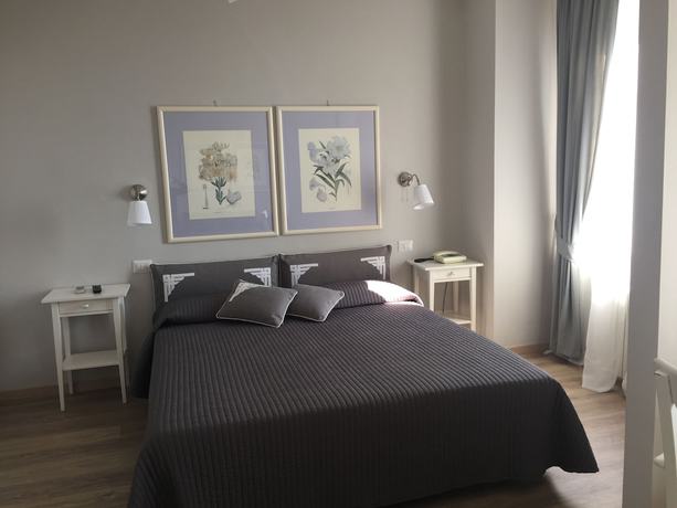 Imagen de la habitación del Hotel Bel Soggiorno, Santa Chiara. Foto 4