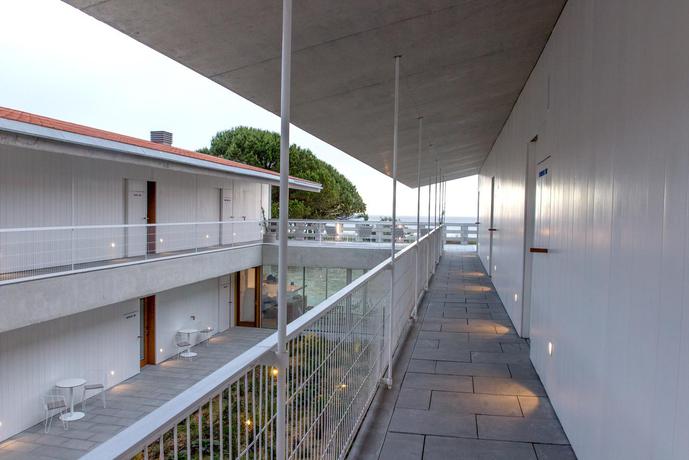 Imagen general del Hotel Bela Fisterra. Foto 6