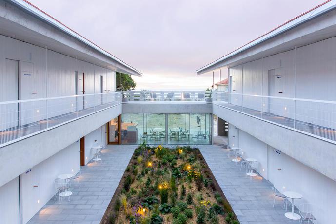 Imagen general del Hotel Bela Fisterra. Foto 8