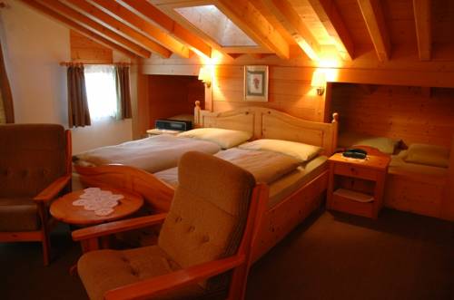 Imagen de la habitación del Hotel Bela Riva. Foto 2