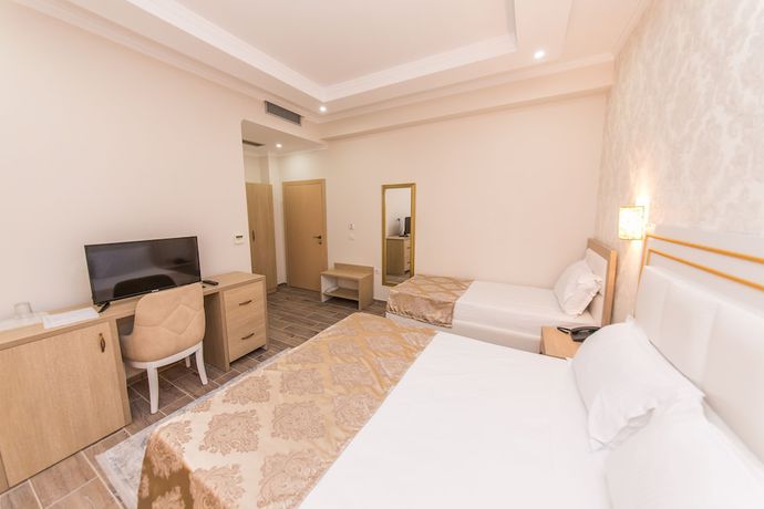 Imagen de la habitación del Hotel Belagrita. Foto 16