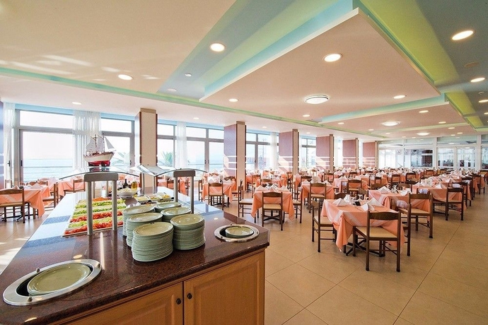 Imagen del bar/restaurante del Hotel Belair Beach, Rodas. Foto 2