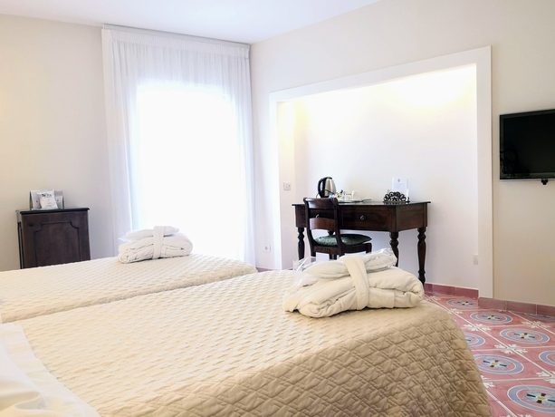 Imagen de la habitación del Hotel Belair, Sorrento. Foto 7