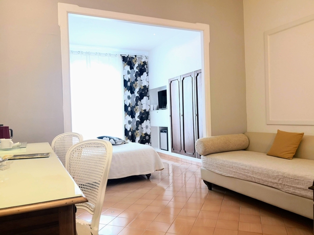 Imagen de la habitación del Hotel Belair, Sorrento. Foto 9