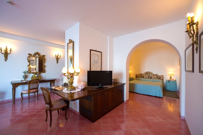 Imagen de la habitación del Hotel Belair, Sorrento. Foto 12