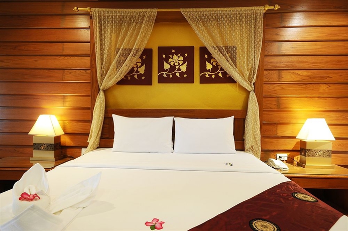 Imagen de la habitación del Hotel Belaire Patong Resort. Foto 5