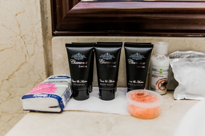 Imagen de la habitación del Hotel Belaire Suites. Foto 6