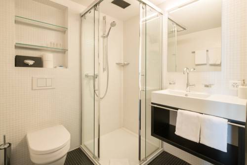 Imagen de la habitación del Hotel Belalp. Foto 7