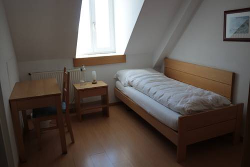 Imagen de la habitación del Hotel Belalp. Foto 13