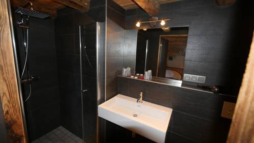 Imagen de la habitación del Hotel Bel'alpe. Foto 15