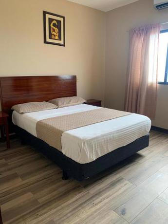 Imagen de la habitación del Hotel Belamar. Foto 16