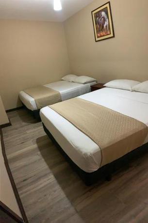 Imagen de la habitación del Hotel Belamar. Foto 20