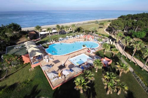 Imagen general del Hotel Belambra Clubs Borgo - Pineto. Foto 4