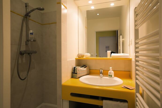 Imagen general del Hotel Belambra Clubs Trégastel - Le Castel Sainte Anne. Foto 12