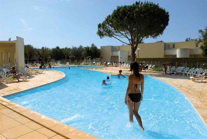 Imagen de la piscina del Hotel Belambra Les Ayguades. Foto 13