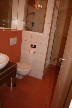 Imagen de la habitación del Hotel Belassi. Foto 9