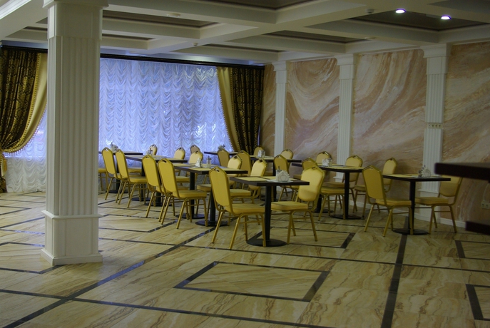 Imagen del bar/restaurante del Hotel Belaya Akatsiya. Foto 2