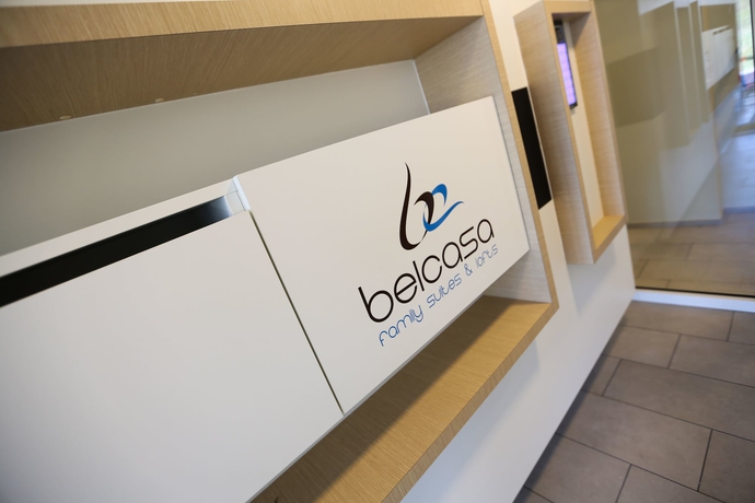 Imagen de los interiores del Hotel Belcasa Family Suites and Lofts. Foto 19