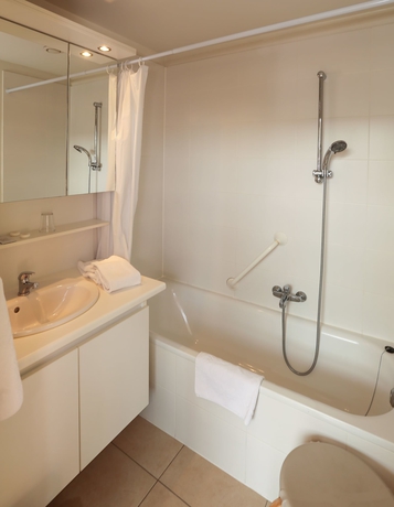 Imagen de la habitación del Hotel Belcasa Suitehotel. Foto 2