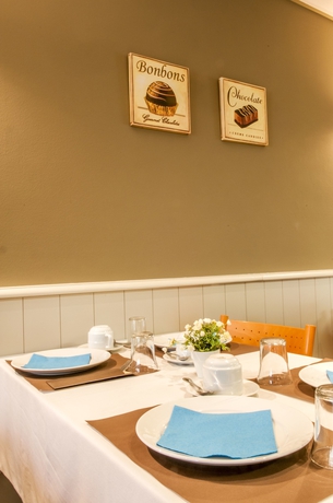Imagen de los interiores del Hotel Belcasa Suitehotel. Foto 17