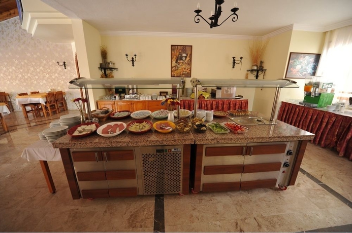 Imagen del bar/restaurante del Hotel Belcehan Beach. Foto 5