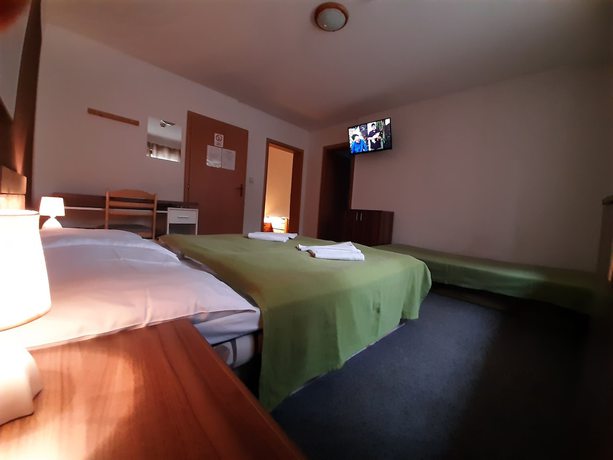 Imagen de la habitación del Hotel Belez. Foto 11