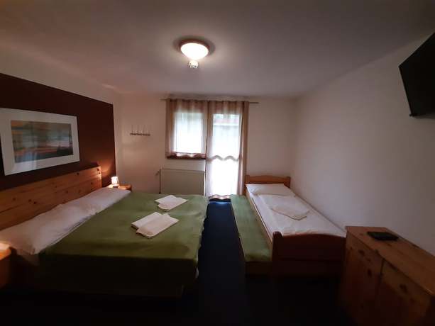 Imagen de la habitación del Hotel Belez. Foto 13