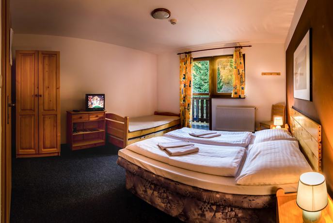 Imagen de la habitación del Hotel Belez. Foto 15