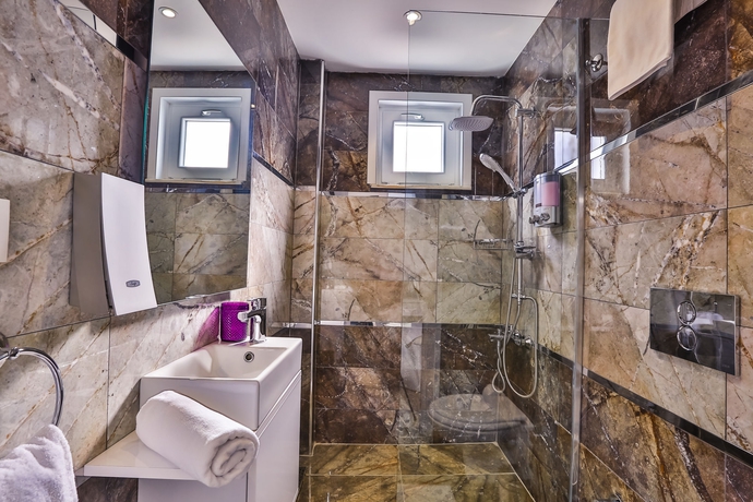 Imagen de la habitación del Hotel Belezza. Foto 10