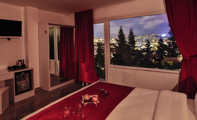 Imagen de la habitación del Hotel Belezza. Foto 13