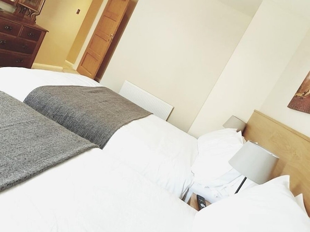 Imagen de la habitación del Hotel Belfast House. Foto 14