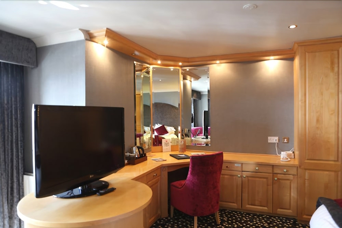 Imagen de la habitación del Hotel Belfast Loughshore. Foto 6
