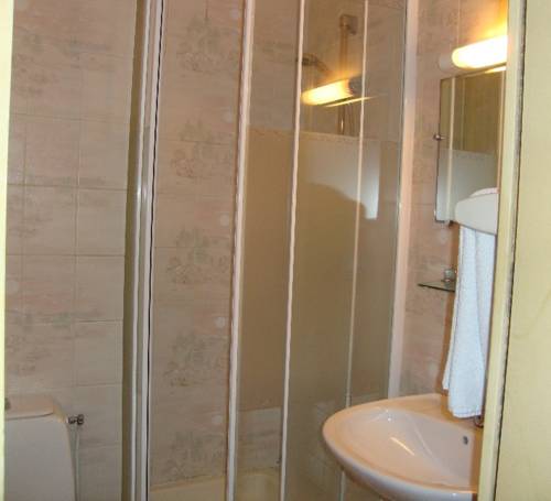 Imagen de la habitación del Hotel Belfort, Bastille-Repúblique. Foto 13