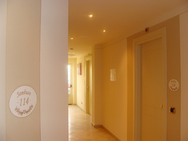 Imagen de los interiores del Hotel Belforte. Foto 16