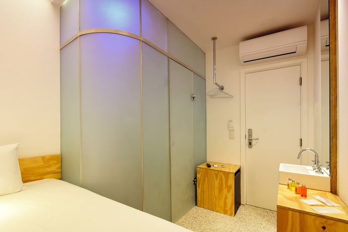 Imagen de la habitación del Hotel Belga. Foto 13