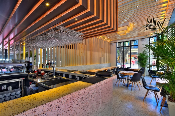 Imagen del bar/restaurante del Hotel Belga. Foto 4