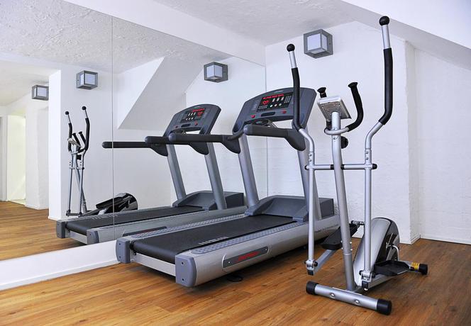 Imagen de los interiores del Hotel Belgrade Inn. Foto 16